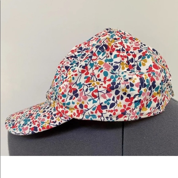 PREPPY J CREW LADIES COTTON FLORAL LAWN FABRIC BASEBALL CAP HAT ADJUSTABLE NWOT - Picture 2 of 6